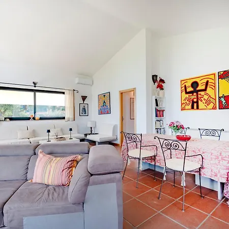 Ada Διαμέρισμα